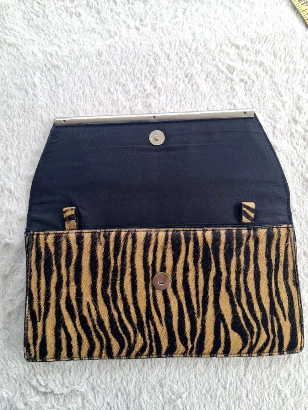 Kate Landry Genuine Calf Hair Animal Print Shoulder Bag Silver Bar Y2K Style